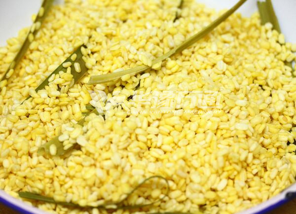 машина для шелушения бобов мунг